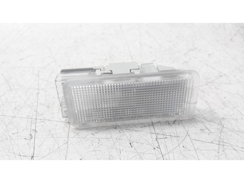 Recambio de luz interior para peugeot 2008 (--.2013) 1.6 blue-hdi fap referencia OEM IAM PA6MX30  