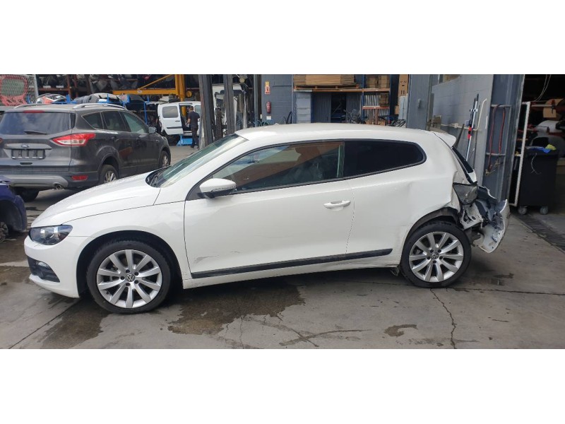 volkswagen scirocco (137) del año 2012