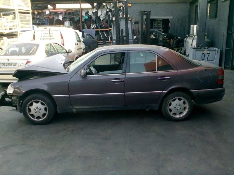 mercedes-benz clase c (w202) berlina del año 1994