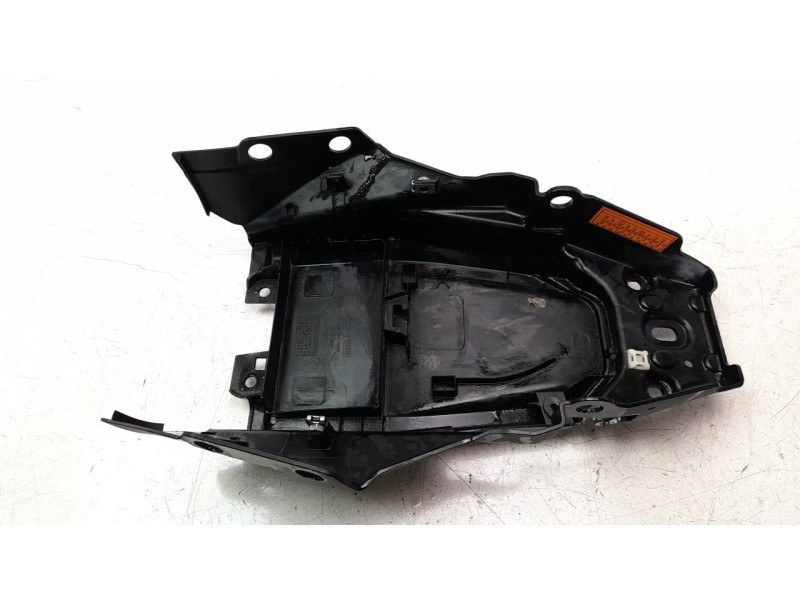 Recambio de guardabarros trasero para honda cb 650r cb 650r referencia OEM IAM 80102MKYD50  