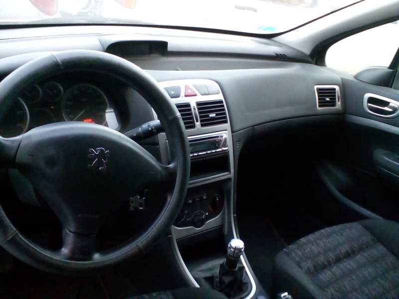 peugeot 307 (s1) del año 2001