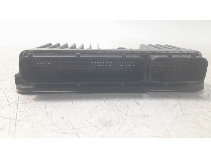 Recambio de centralita motor uce para toyota corolla (e21) referencia OEM IAM 896610ZS10  