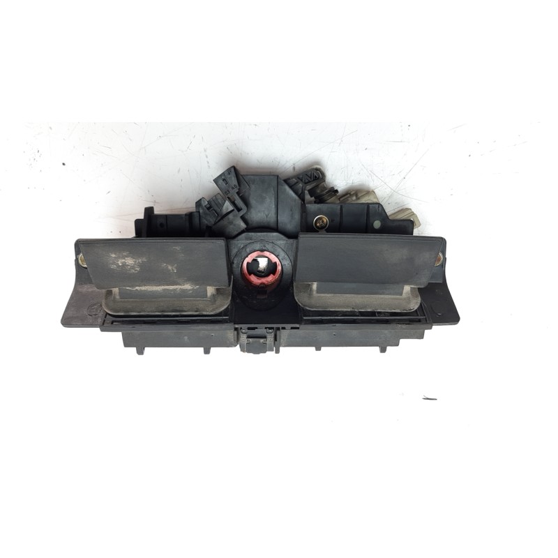 Recambio de maneta exterior porton para audi a6 berlina (4b2) 2.5 v6 24v tdi referencia OEM IAM 4B0827565H  