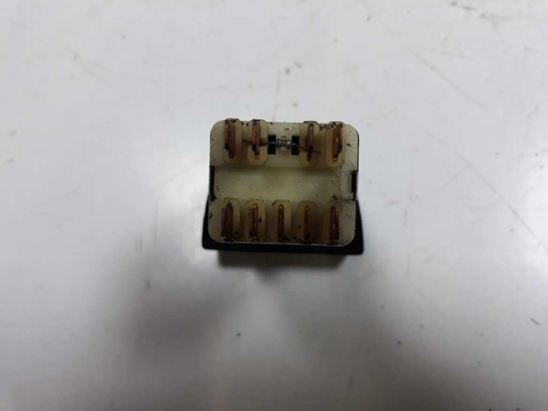 Recambio de warning para renault megane i berlina hatchback (ba0) 1.9 d alize referencia OEM IAM 841043  