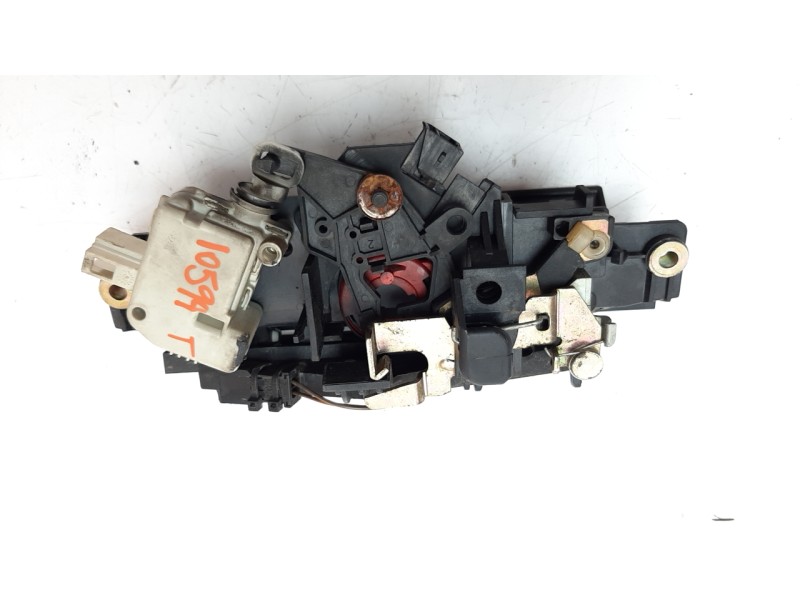 Recambio de maneta exterior porton para audi a6 berlina (4b2) 2.5 v6 24v tdi referencia OEM IAM 4B0827565H  