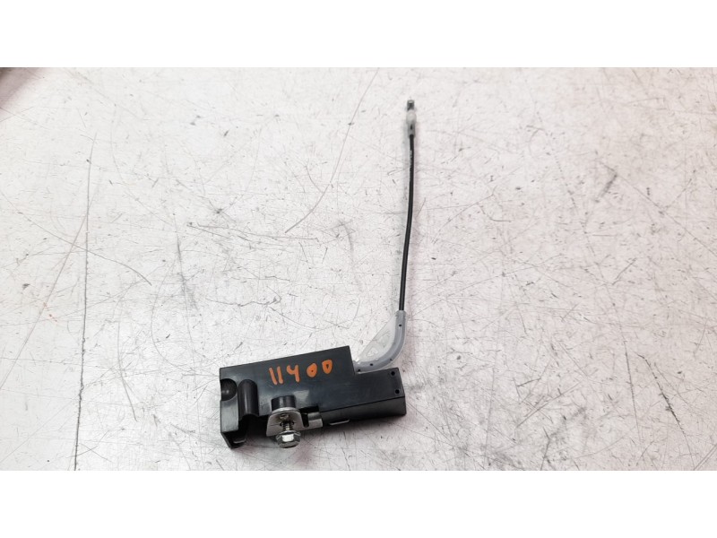 Recambio de cerradura maletero / porton para honda cb 650r referencia OEM IAM 77220MJED00  