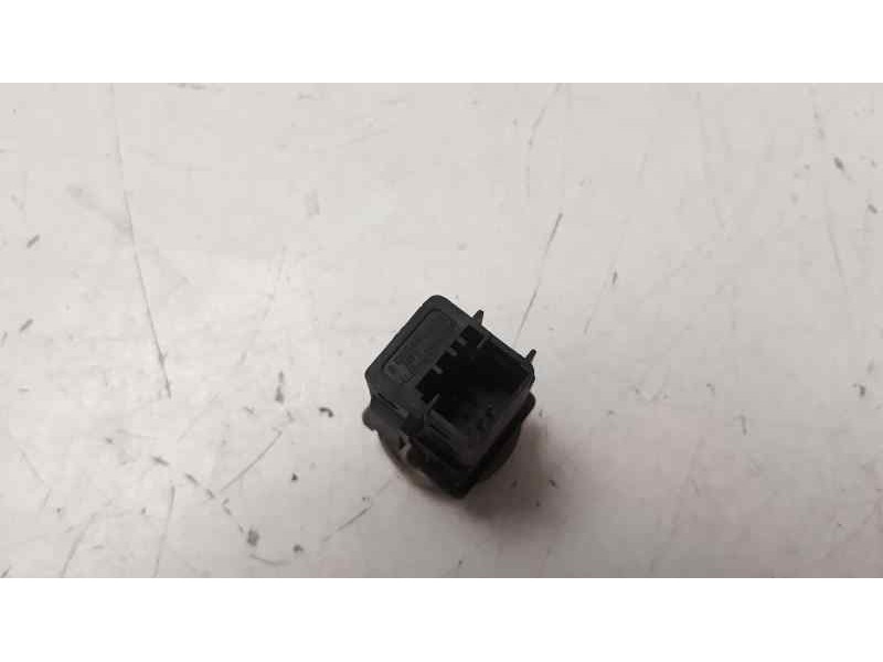Recambio de warning para peugeot partner (s2) combi plus referencia OEM IAM 9644845777  
