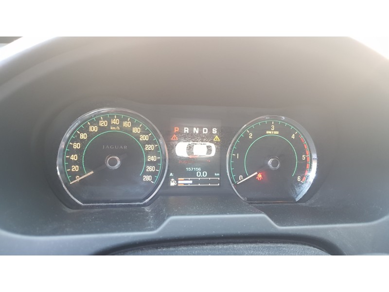 jaguar xf del año 2012