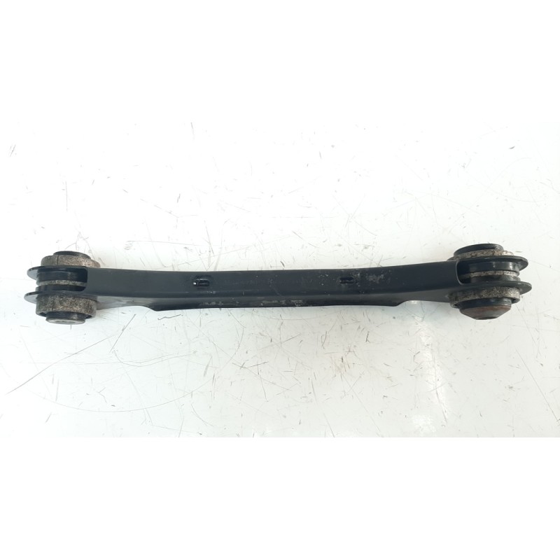 Recambio de brazo suspension superior trasero derecho para bmw serie 3 lim. (f30) 2.0 turbodiesel referencia OEM IAM 6792519  
