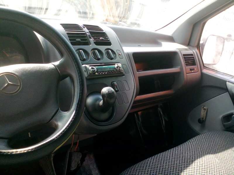 mercedes-benz vito (w638) combi del año 1997