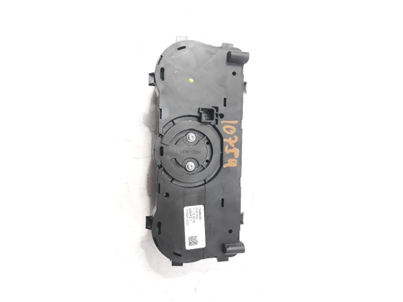 Recambio de mando climatizador para opel corsa e gsi referencia OEM IAM 13468064  