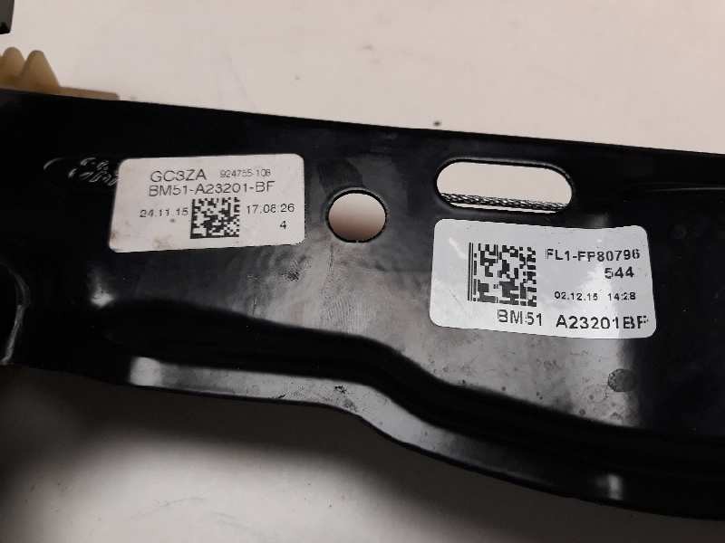 Recambio de elevalunas delantero izquierdo para ford focus lim. trend + referencia OEM IAM BM51A23201BF 106105002 118337