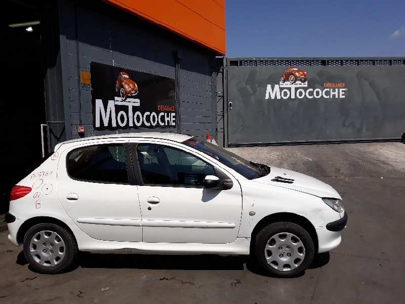 peugeot 206 berlina del año 2002