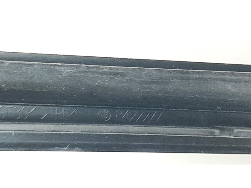 Recambio de molduras delanteras para bmw serie 2 active tourer (u06) 225 e xdrive referencia OEM IAM 8492277  