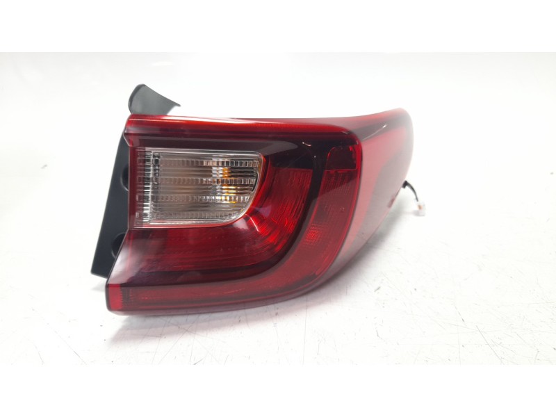 Recambio de piloto trasero derecho para kia stonic (ybcuv) drive referencia OEM IAM 92402H8  