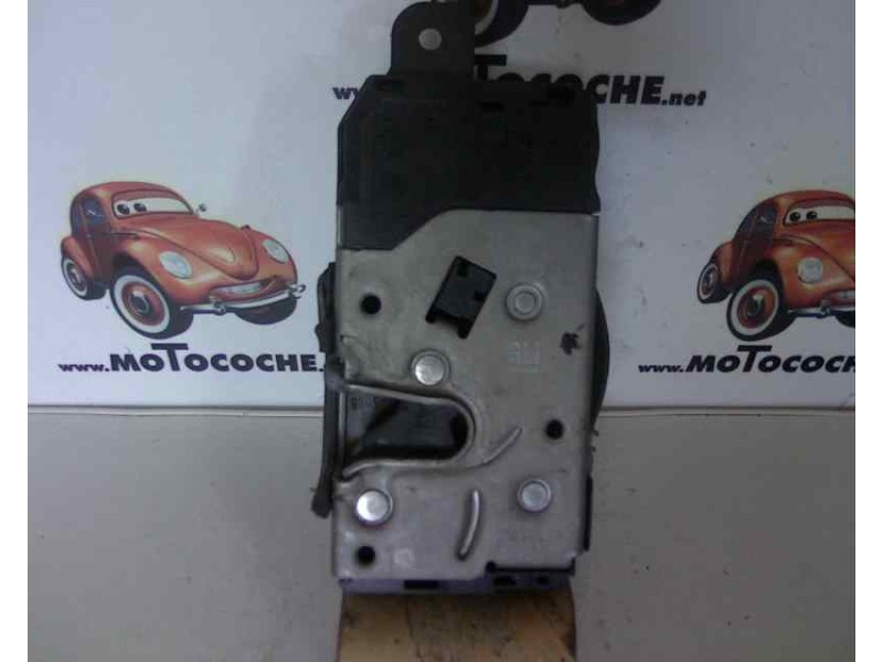 Recambio de cerradura puerta delantera derecha para opel astra h berlina cosmo referencia OEM IAM 13210749  