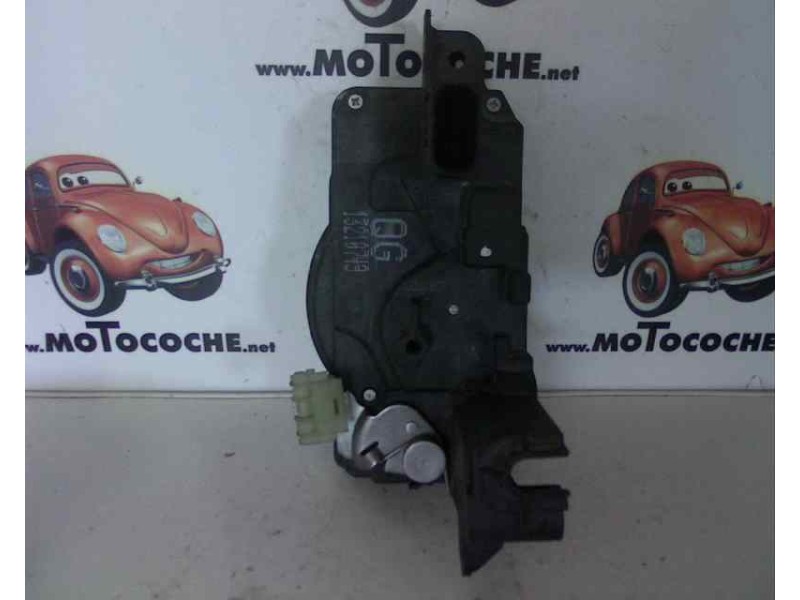 Recambio de cerradura puerta delantera derecha para opel astra h berlina cosmo referencia OEM IAM 13210749  