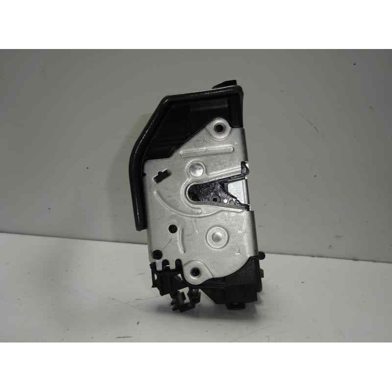 Recambio de cerradura puerta trasera izquierda para bmw serie 3 berlina (e90) referencia OEM IAM 51227202147 CRDBMW0147 EZCBM024