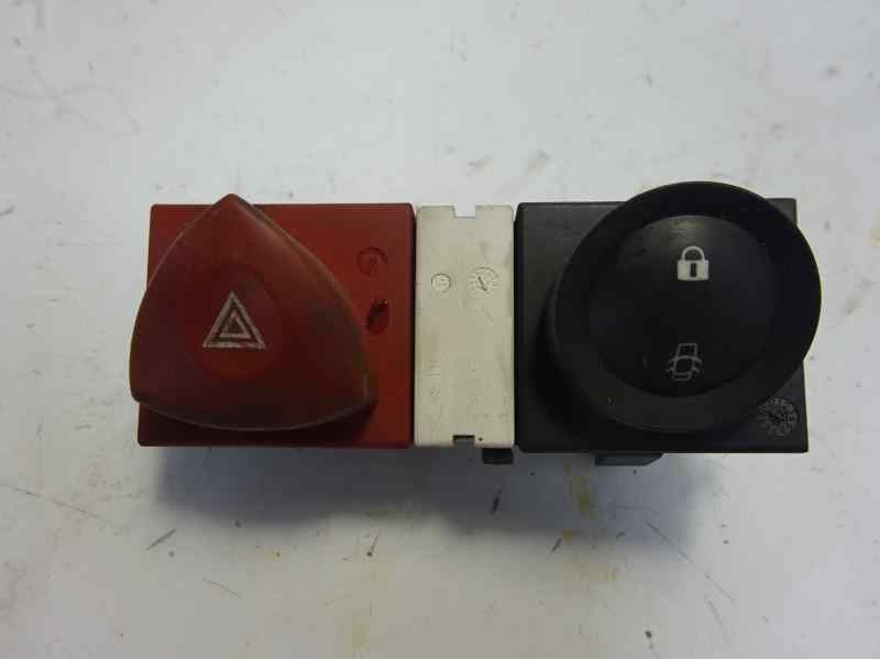 Recambio de warning para renault megane ii berlina 5p confort expression referencia OEM IAM 8200095493 8200109723 8200107808