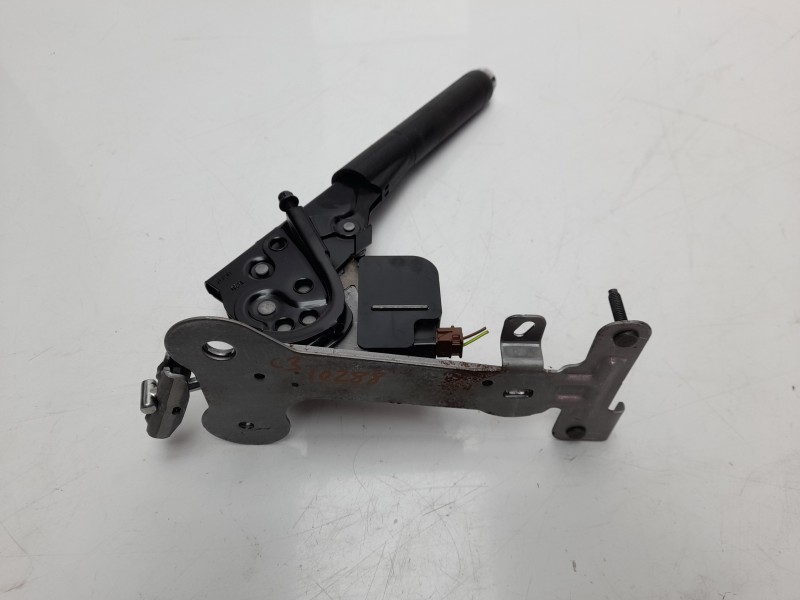 Recambio de palanca freno para citroen c3 tonic referencia OEM IAM 98062966ZD  