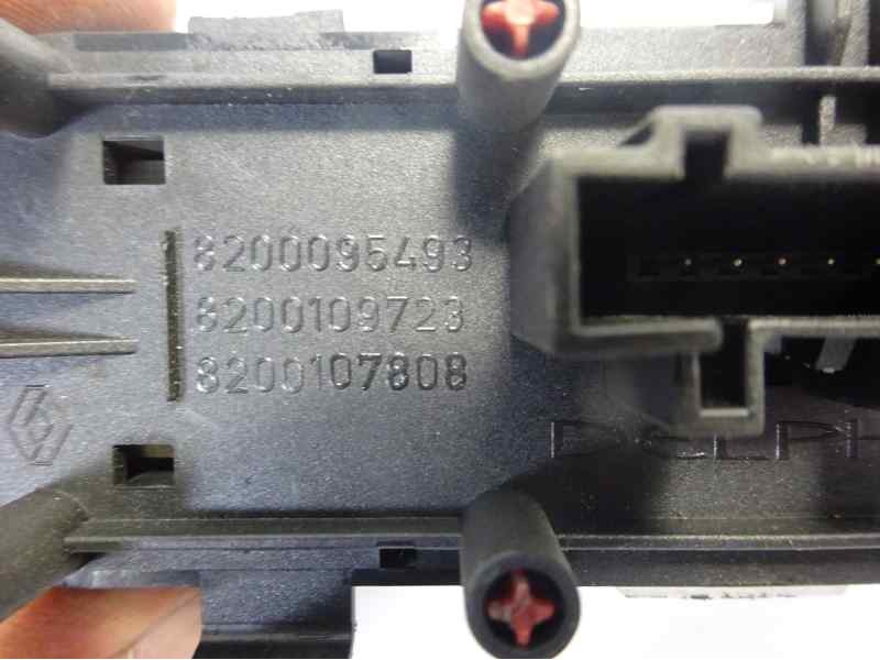 Recambio de warning para renault megane ii berlina 5p confort expression referencia OEM IAM 8200095493 8200109723 8200107808