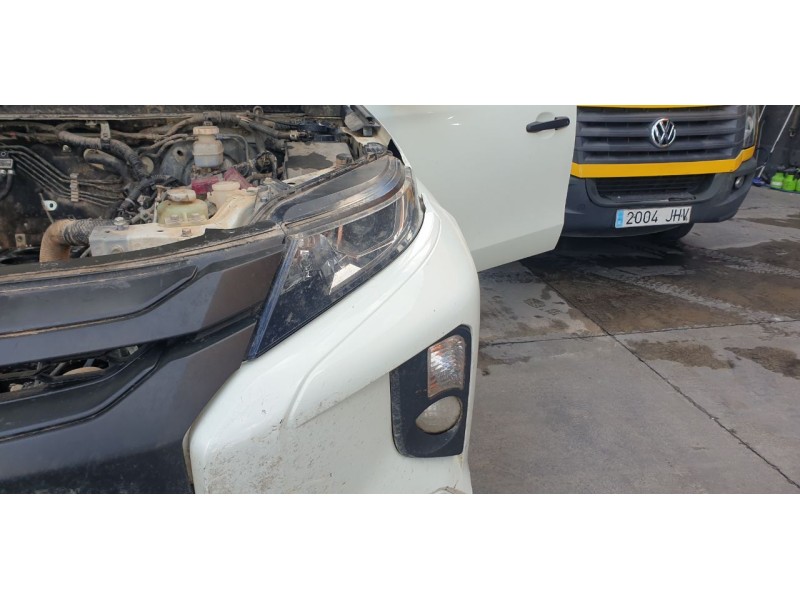 Recambio de faro izquierdo para mitsubishi l 200 (kl0/kj0) basis doppelkabine 4wd referencia OEM IAM 8301D377  