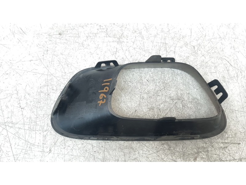 Recambio de rejilla paragolpes derecha para citroen c4 cactus origins referencia OEM IAM 9821448277  