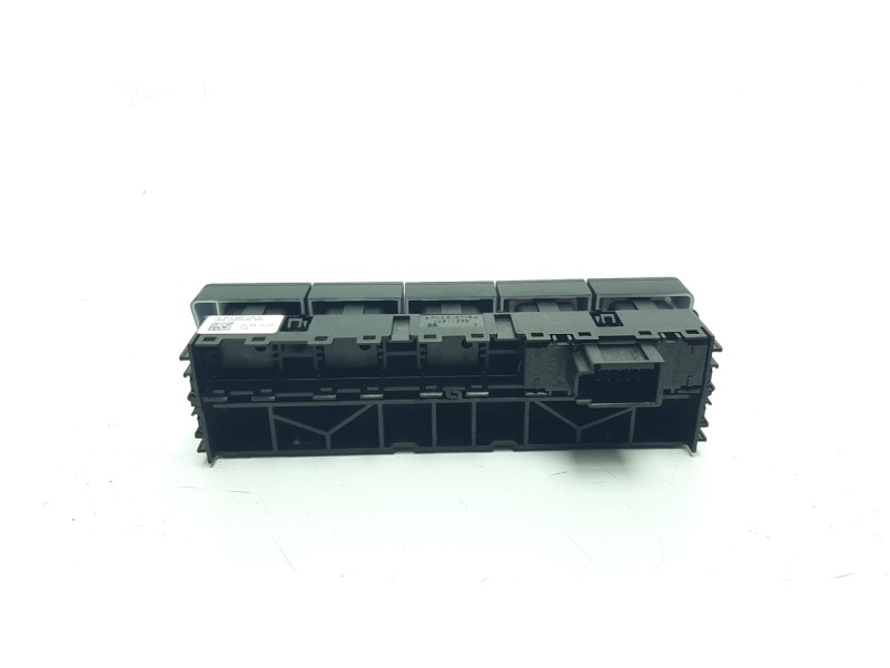Recambio de interruptor para skoda octavia lim. (5e3) 1.6 tdi dpf referencia OEM IAM 5E1927132M  