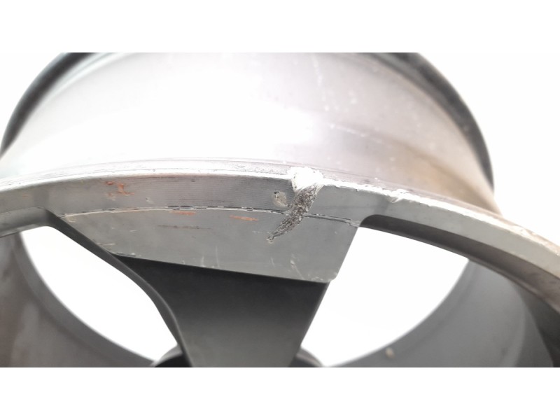 Recambio de llanta para audi a4 avant (8w5) básico referencia OEM IAM 8W0601025CG  
