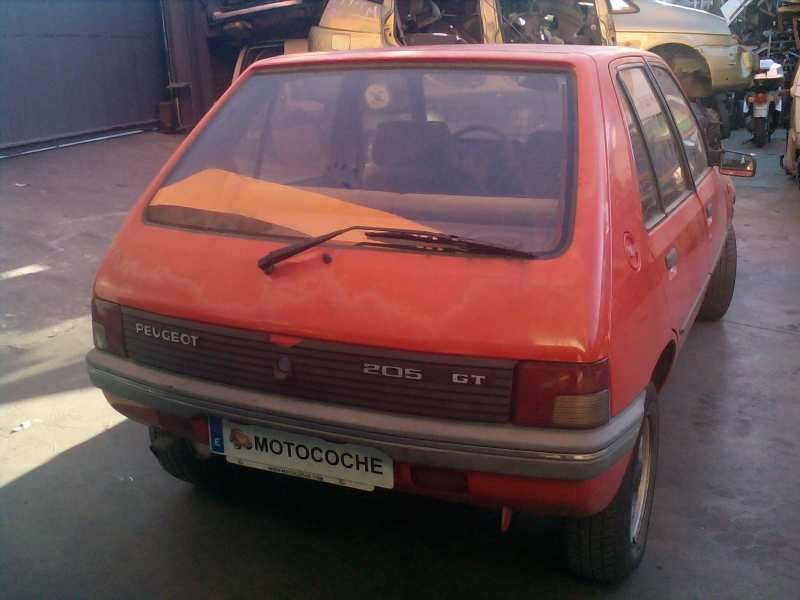 peugeot 205 berlina del año 1992