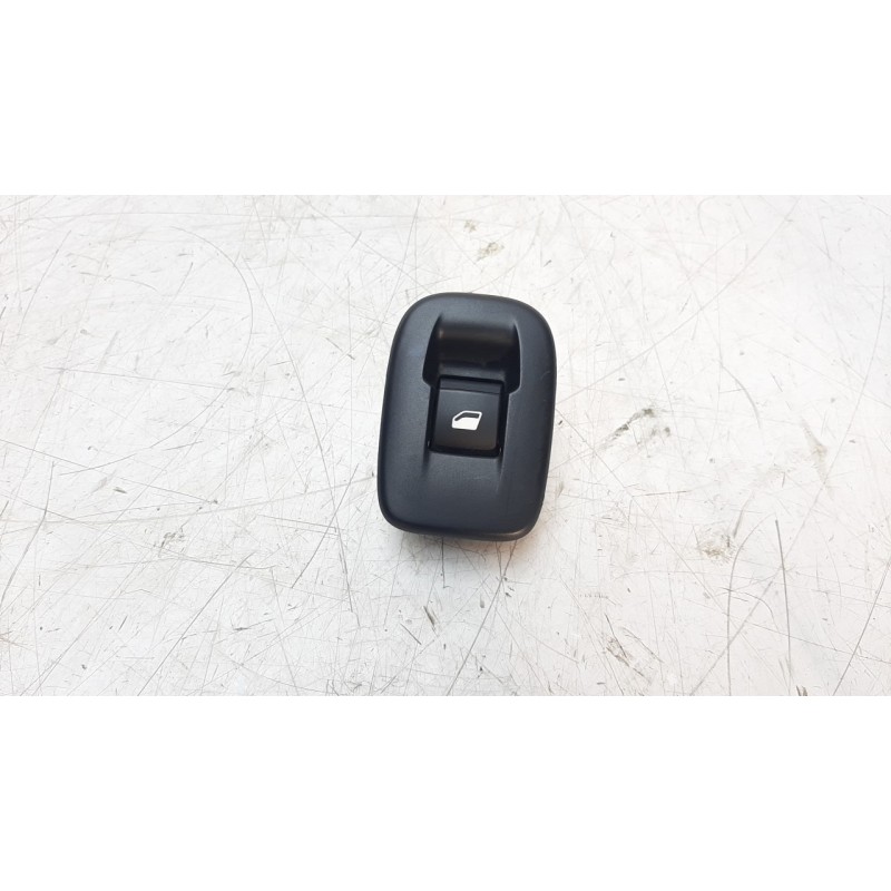 Recambio de mando elevalunas trasero izquierdo para peugeot 2008 (--.2013) 1.6 blue-hdi fap referencia OEM IAM 96751119ZD  