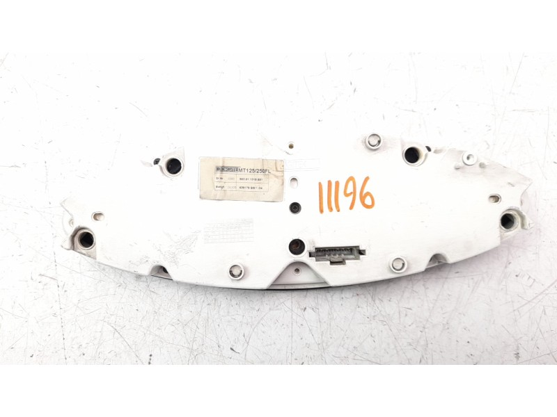 Recambio de cuadro instrumentos para piaggio (vespa) x9 referencia OEM IAM 639179  