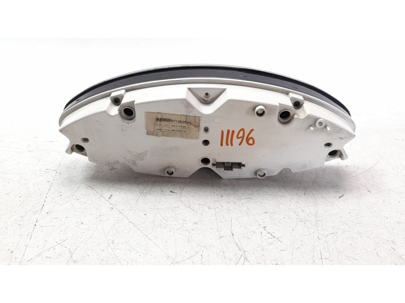 Recambio de cuadro instrumentos para piaggio (vespa) x9 referencia OEM IAM 639179  