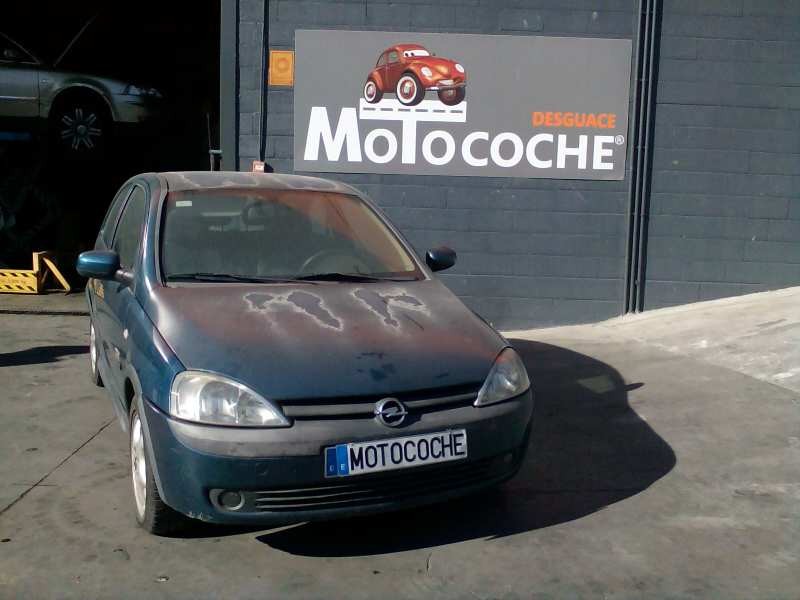 opel corsa c del año 2000