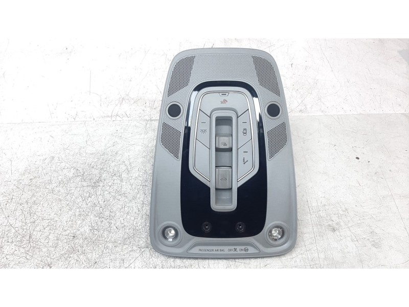 Recambio de luz interior para audi a4 avant (8w5) básico referencia OEM IAM 8W0947135CN  