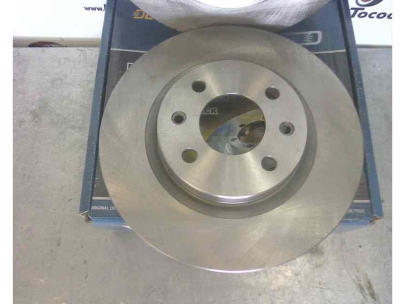 Recambio de disco freno delantero para renault clio ii fase i (b/cbo) 1.6 referencia OEM IAM 6001548578 B130028 BD109