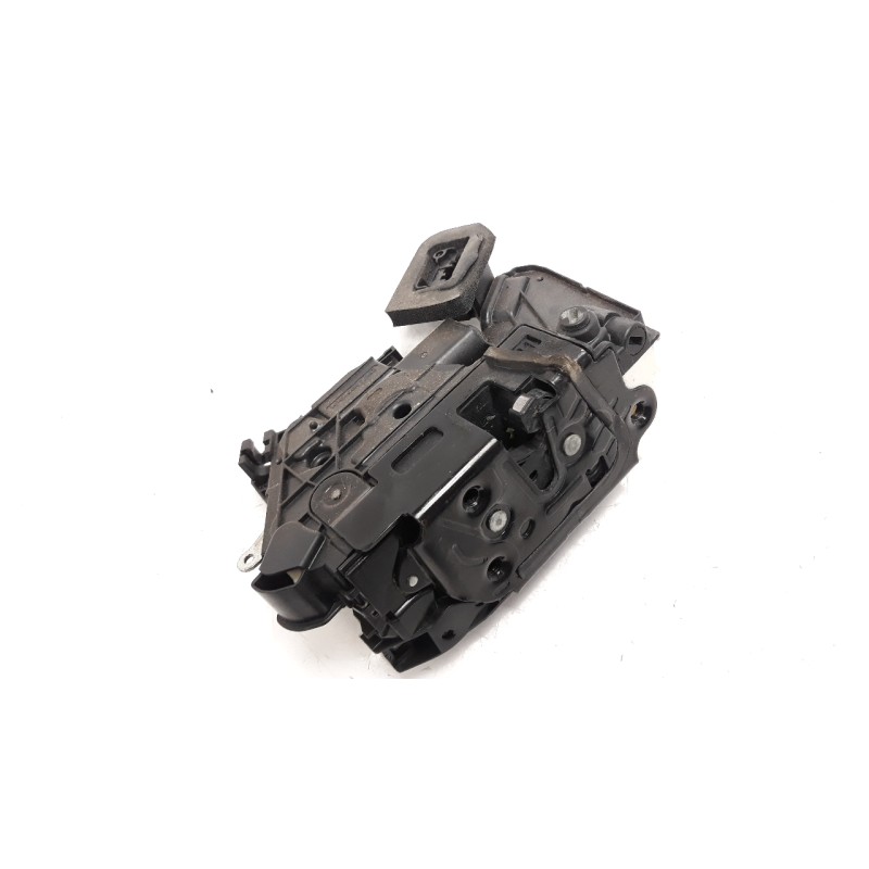 Recambio de cerradura puerta trasera derecha para volkswagen golf vii sportsvan 2.0 tdi referencia OEM IAM 5K4839016R CRDVW1012 