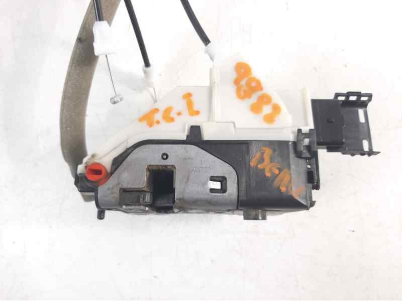 Recambio de cerradura puerta lateral izquierda para citroen berlingo station wagon 1.6 blue-hdi fap referencia OEM IAM 828421  
