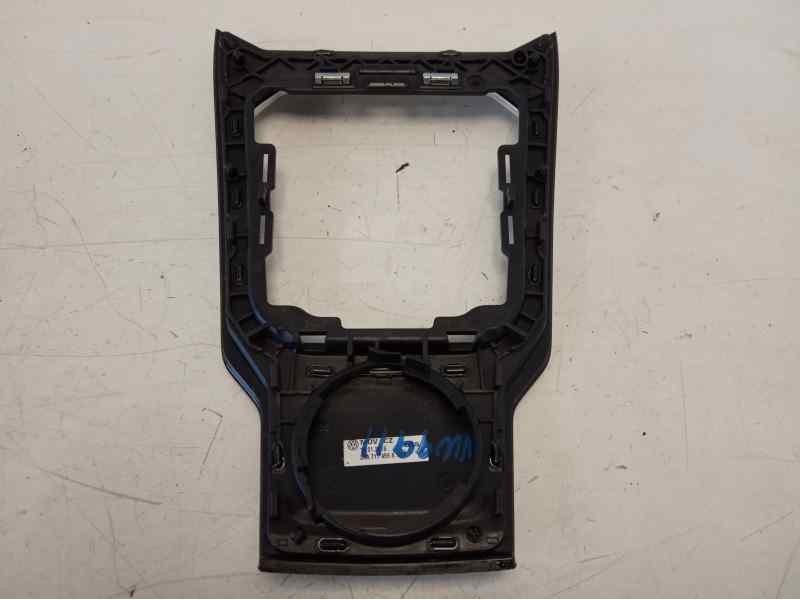 Recambio de moldura para volkswagen t-roc sport referencia OEM IAM 2GA711456A  