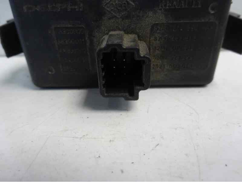 Recambio de warning para renault clio iii authentique referencia OEM IAM 8200214896 8200483813 8200409382