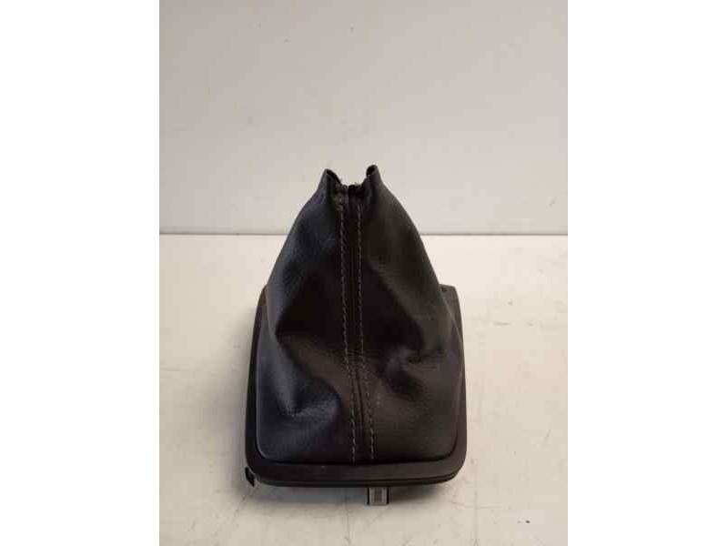 Recambio de pomo palanca cambio para kia rio (yb) concept referencia OEM IAM 43711H8110  