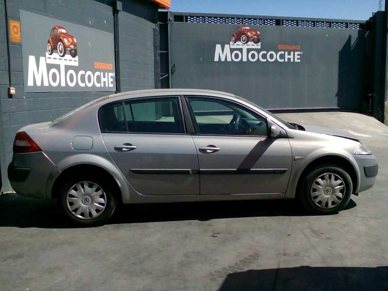 renault megane ii classic berlina del año 2004