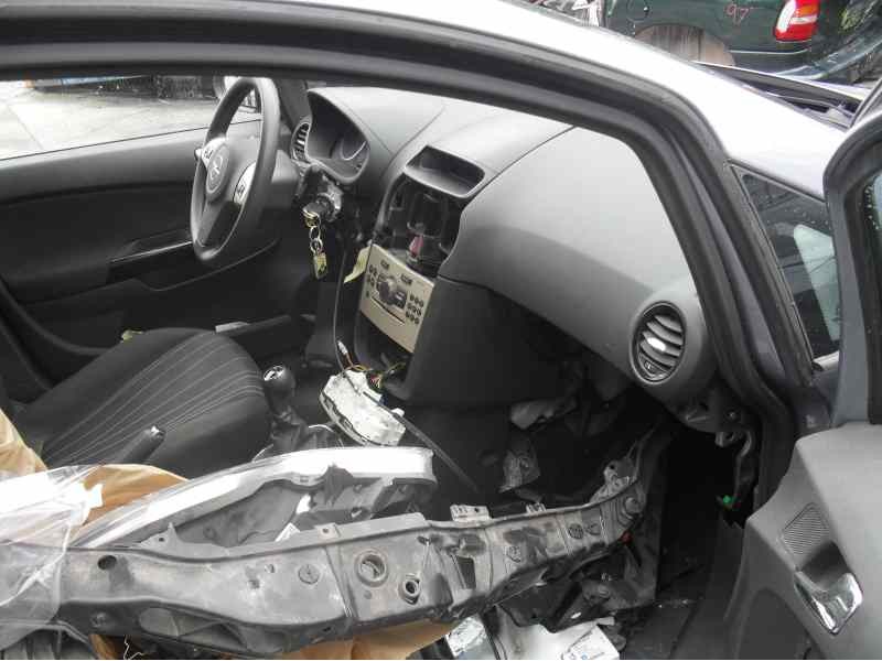 opel corsa d del año 2008