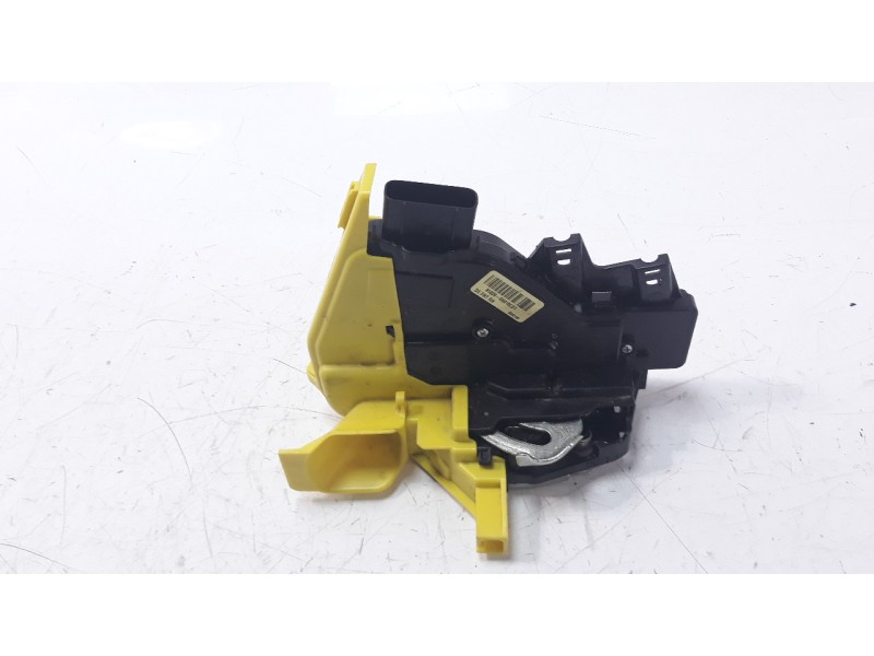 Recambio de cerradura puerta delantera derecha para kia niro referencia OEM IAM 81320G5010  