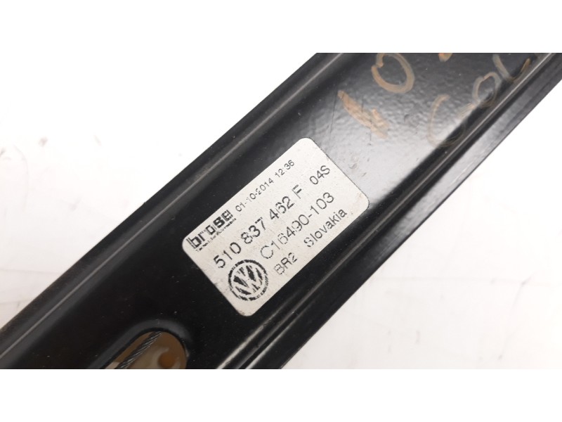 Recambio de elevalunas delantero derecho para volkswagen golf vii sportsvan 2.0 tdi referencia OEM IAM 510837462F  