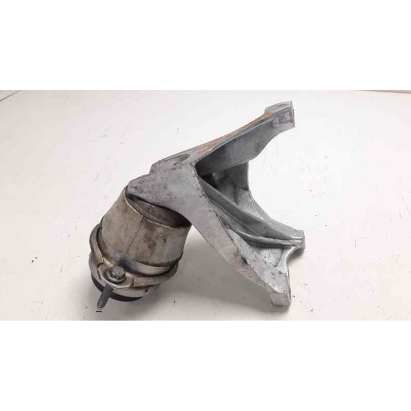 Recambio de soporte motor derecho para porsche cayenne (typ 92aa) s diesel referencia OEM IAM 7P6199131C  