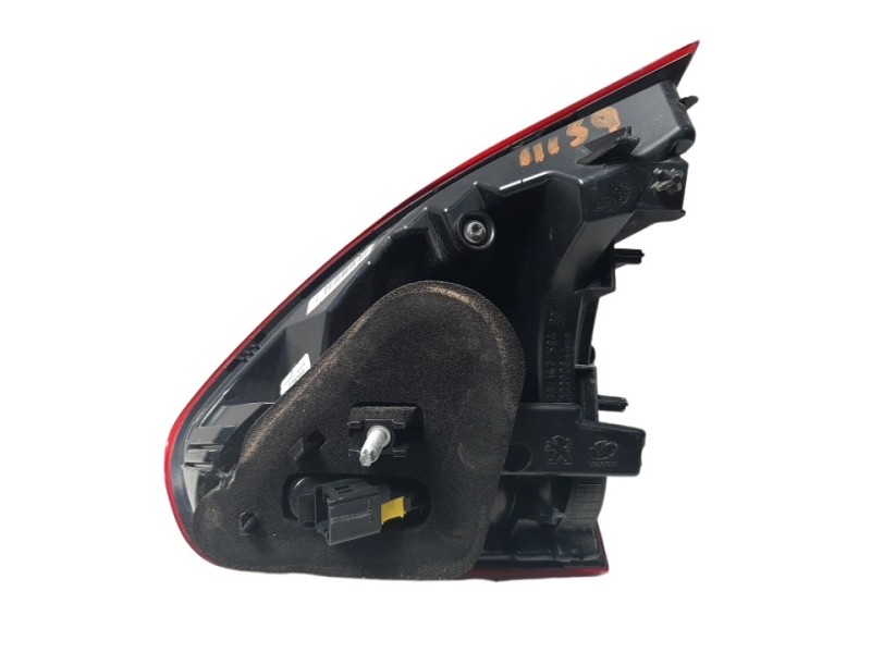 Recambio de piloto trasero izquierdo interior para peugeot 2008 (--.2013) 1.6 blue-hdi fap referencia OEM IAM 9814758480  