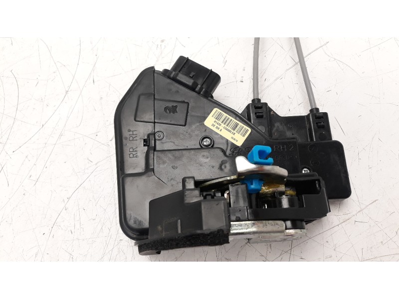 Recambio de cerradura puerta trasera derecha para kia niro referencia OEM IAM 81420G5000  