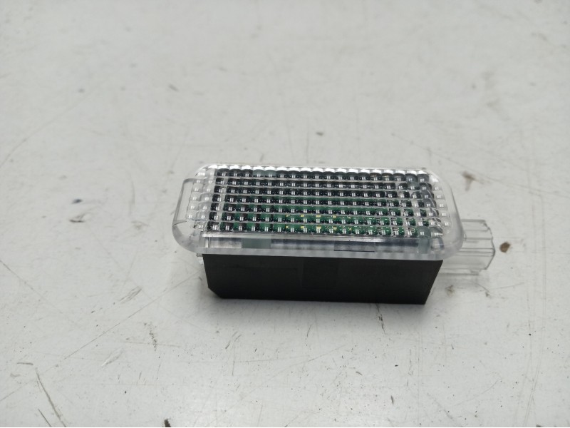 Recambio de luz interior para seat leon (5f1) fr referencia OEM IAM 5F0947109C  