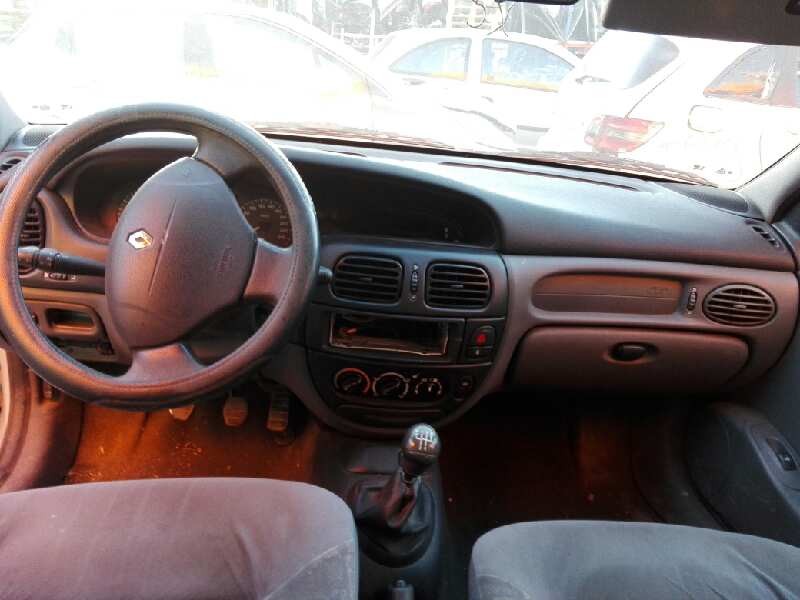 renault megane i fase 2 gandtour (ka..) del año 2001